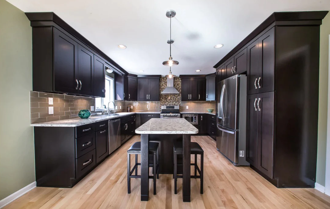 Mocha Shaker Top Shelf